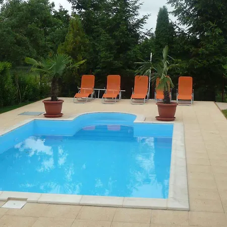 Apartment Gyenesdias 1 *