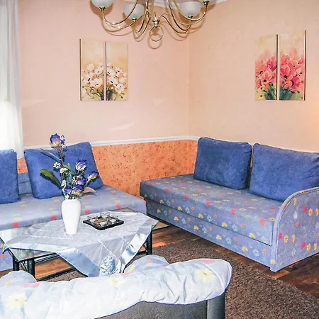 Apartment In Gyenesdias - Balaton 18807 아파트 기에네스디아스