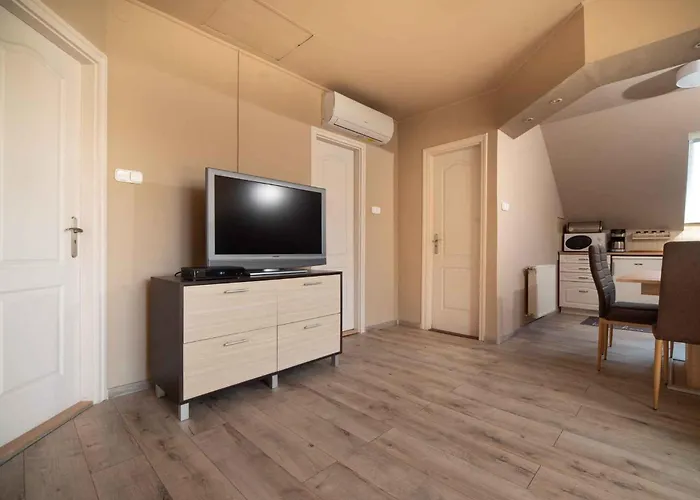 Apartman In - Balaton 18807 *