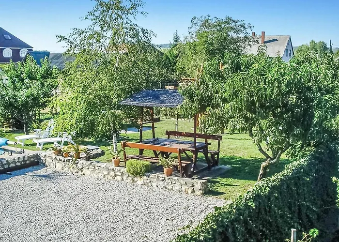 In - Balaton 18807 Gyenesdiás