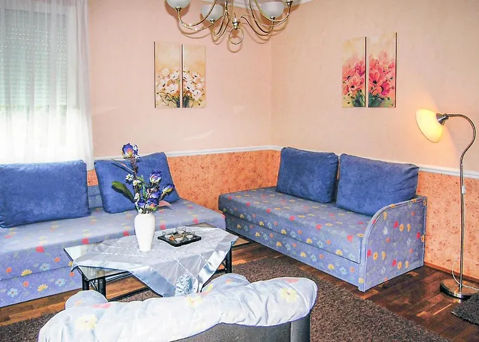 In - Balaton 18807 Apartman Gyenesdiás